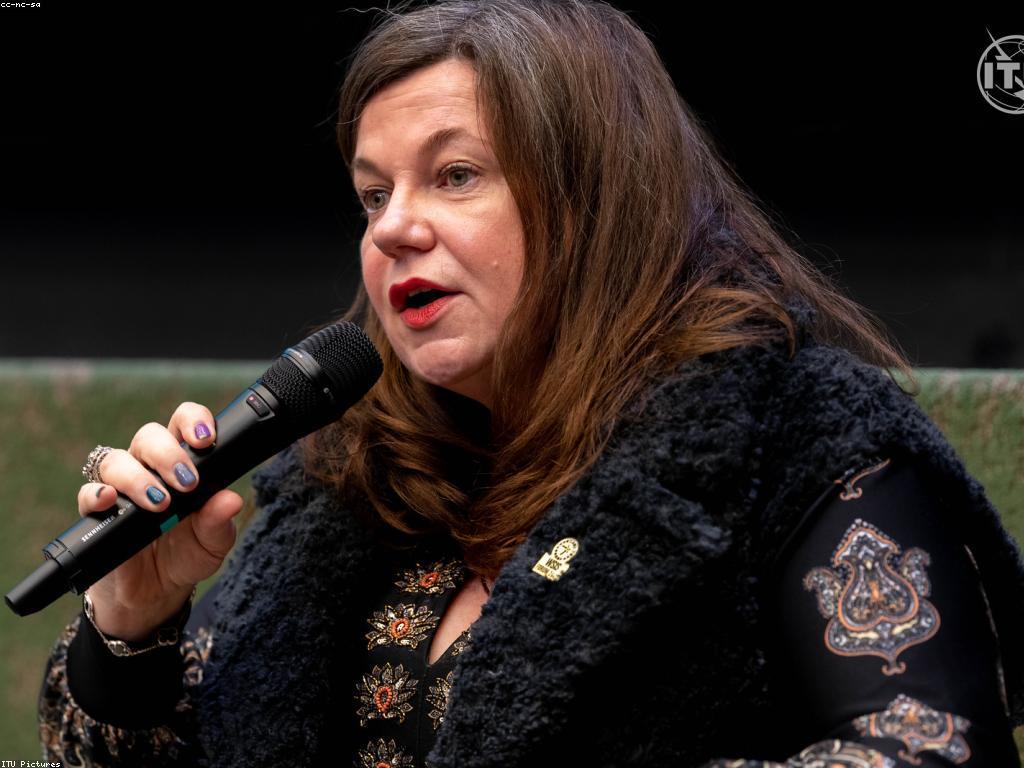 ឥទ្ធិពលនៃព័ត៌មាន និងព្រឹត្តិការណ៍លើការអភិវឌ្ឍចំនេះដឹង